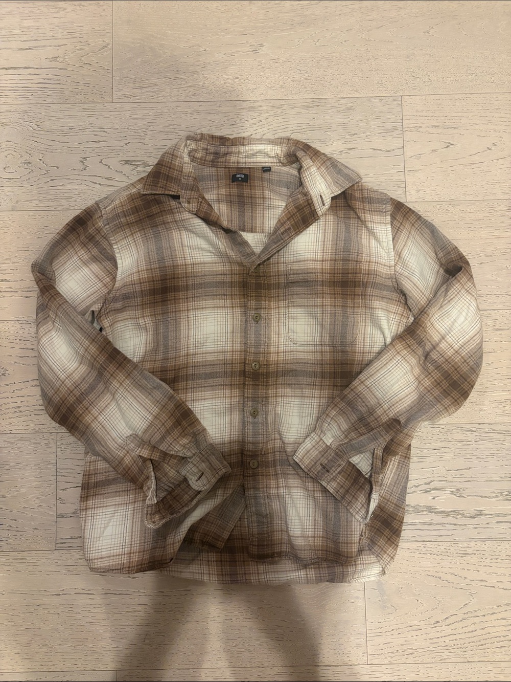Uniqlo Brown & Cream Plaid Long-Sleeve Button-Down Shirt